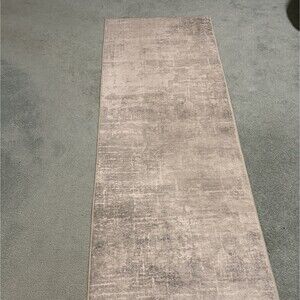 Turkish Non Slip Runner Hallway Washable Rug 2’ X 6’ NEW Made in Turkey